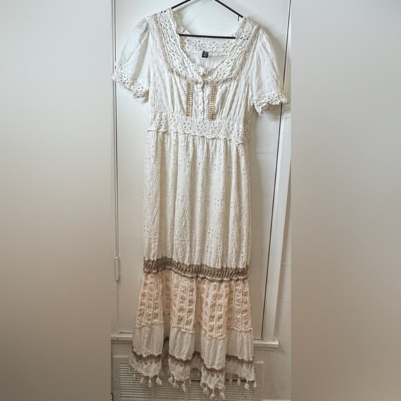 Me2Magic 100% Cotton Floral Eyelet Lace Embroidered Boho Hippie Maxi Dress Large - Picture 1 of 16